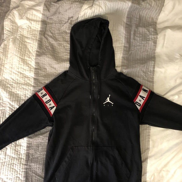 Men’s Air Jordan Hoodie Size Large - Picture 1 of 3